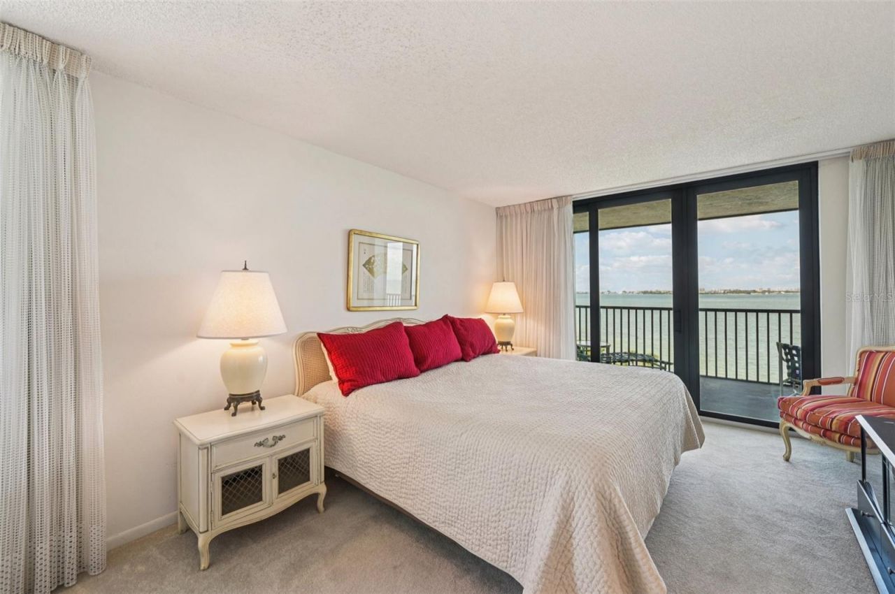 11 Sunset Drive , Unit 502, Sarasota, FL 34236 Photo