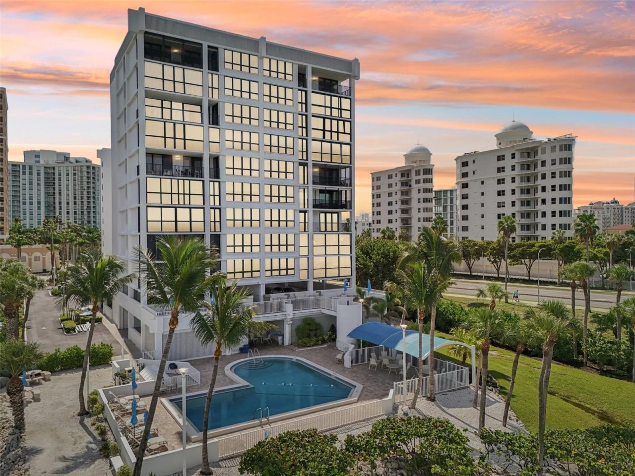 11 Sunset Drive , Unit 502, Sarasota, FL 34236 Photo