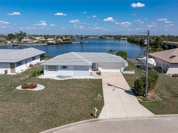 109 W TARPON BOULEVARD NW, PORT CHARLOTTE, FL 33952