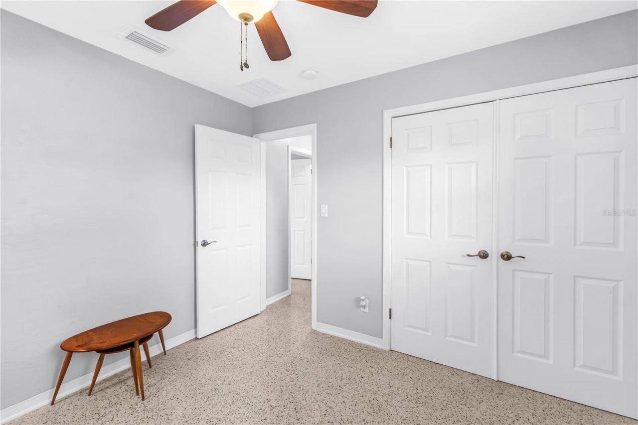 6800 17th Street S, Saint Petersburg, FL 33712 Photo