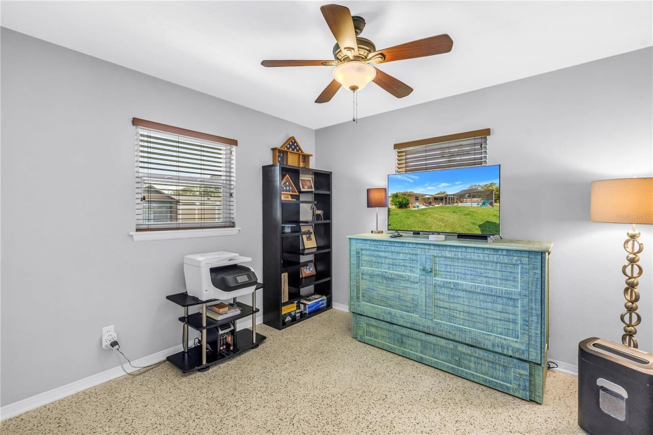 6800 17th Street S, Saint Petersburg, FL 33712 Photo