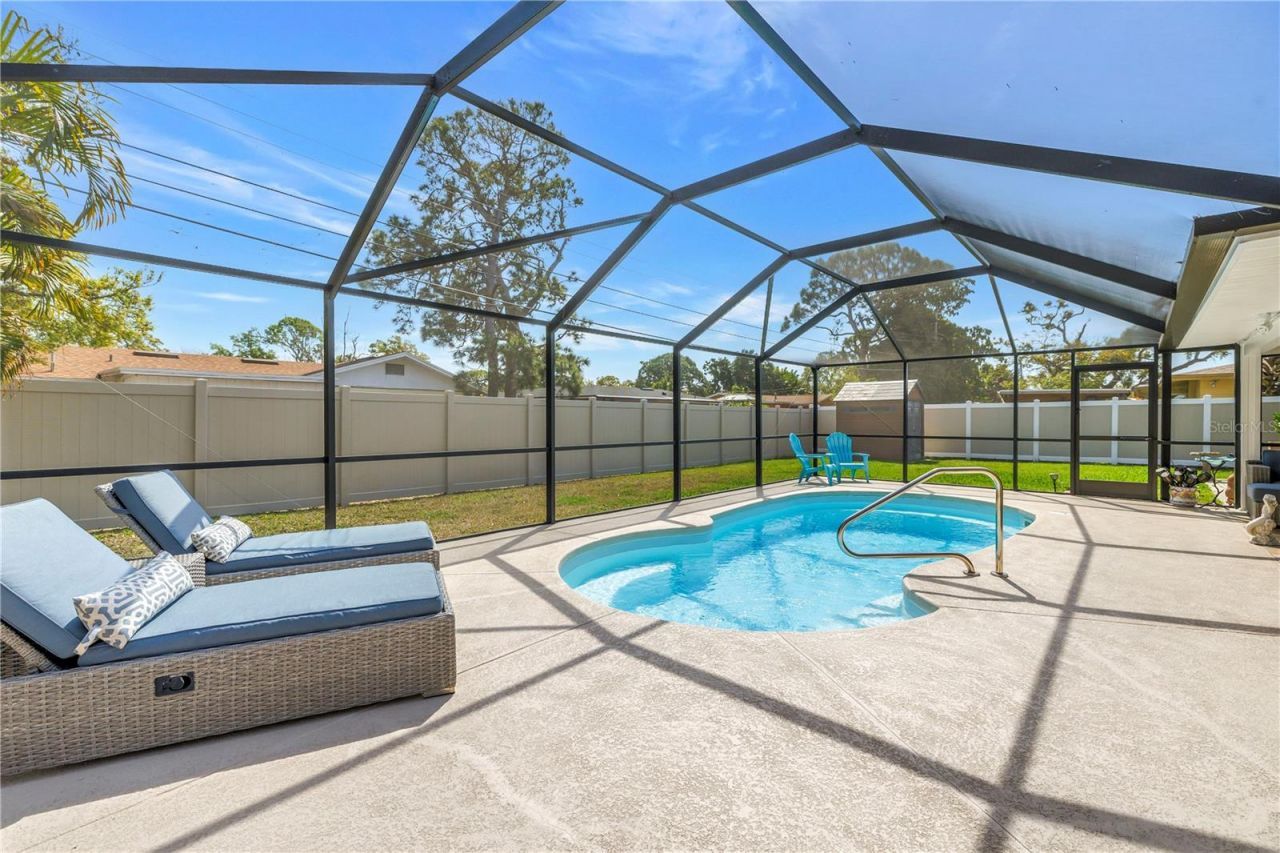 6800 17th Street S, Saint Petersburg, FL 33712 Photo