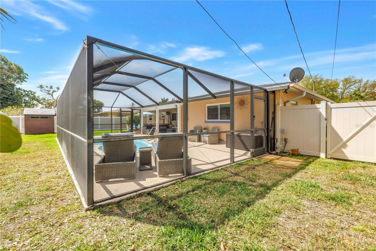 6800 17th Street S, Saint Petersburg, FL 33712 Photo