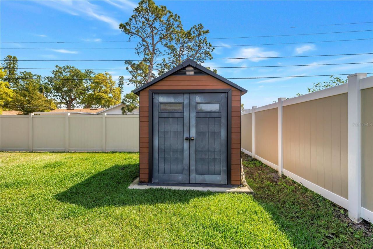 6800 17th Street S, Saint Petersburg, FL 33712 Photo