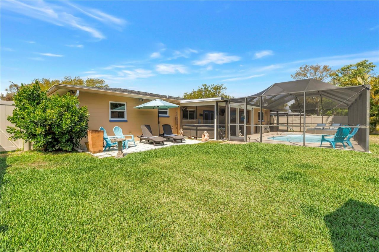 6800 17th Street S, Saint Petersburg, FL 33712 Photo