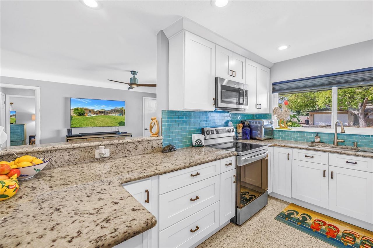 6800 17th Street S, Saint Petersburg, FL 33712 Photo