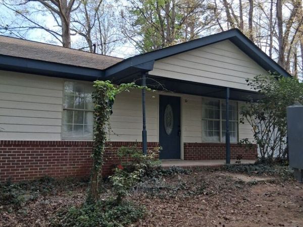 408 Meadowbrook Drive, Mcdonough, GA 30253