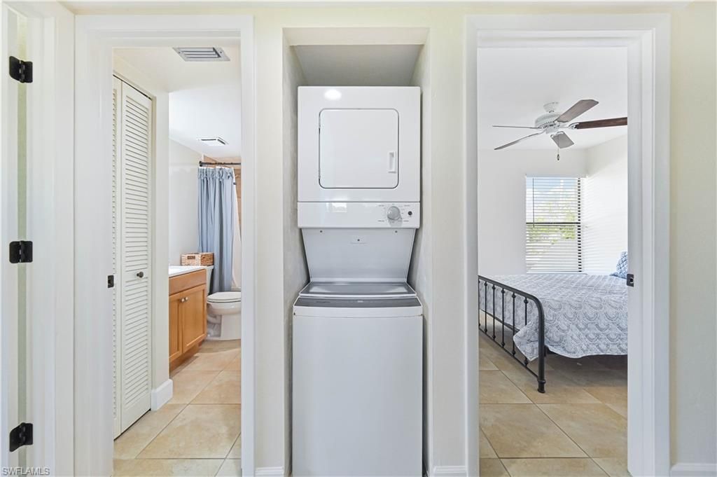 5530 Trailwinds Dr, Unit 726, Fort Myers, FL 33907 Photo