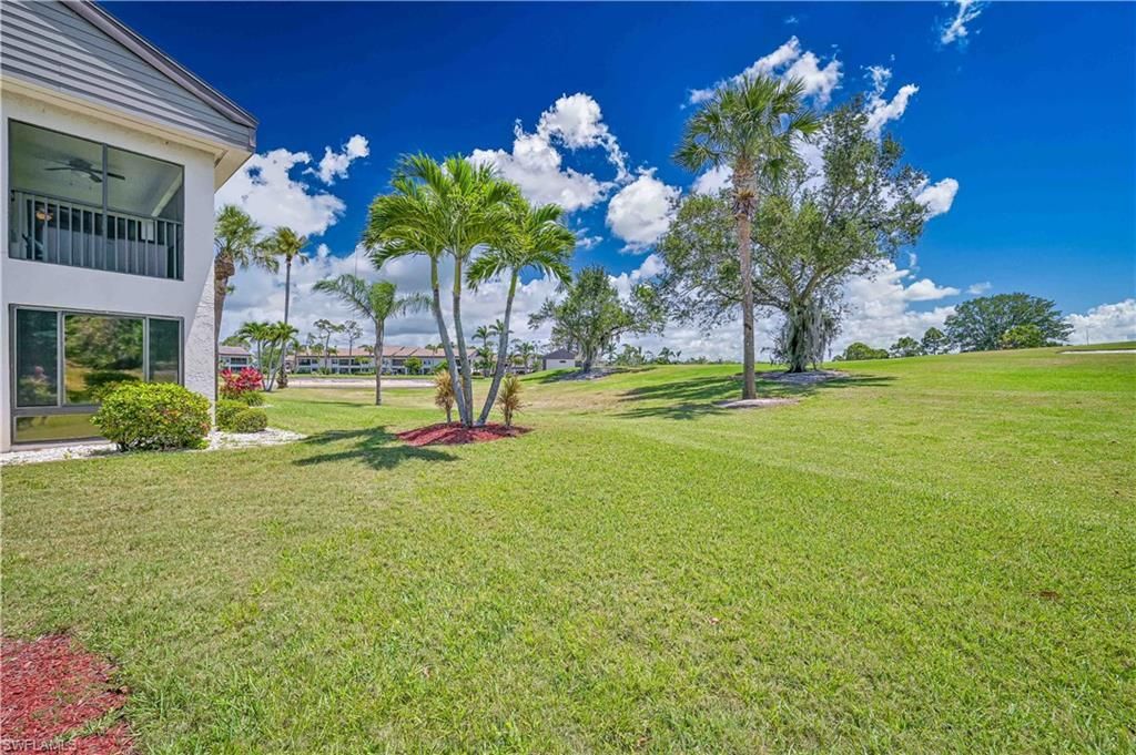 5530 Trailwinds Dr, Unit 726, Fort Myers, FL 33907 Photo
