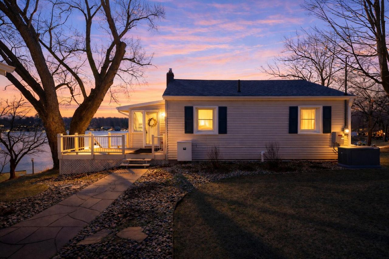 11159 W Perch Lake Drive W, Cement City, MI 49233 Main Photo