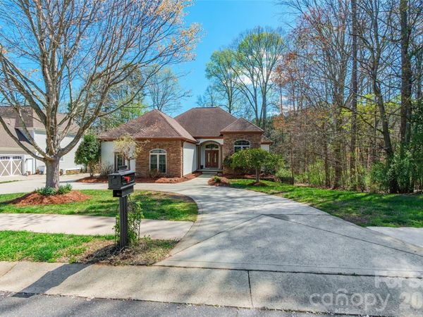 2360 Smith Harbour Drive, Denver, NC 28037