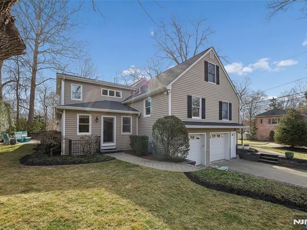 38 Madison Avenue, DEMAREST, NJ 07627