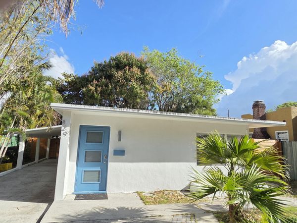 829 Macy Street, West Palm Beach, FL 33405