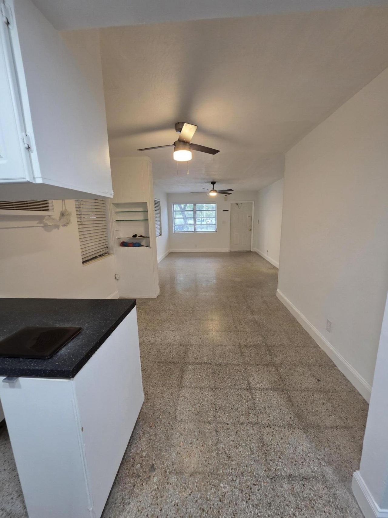 304 SE 4th Avenue, Unit 1-2, Hallandale Beach, FL 33009 Photo