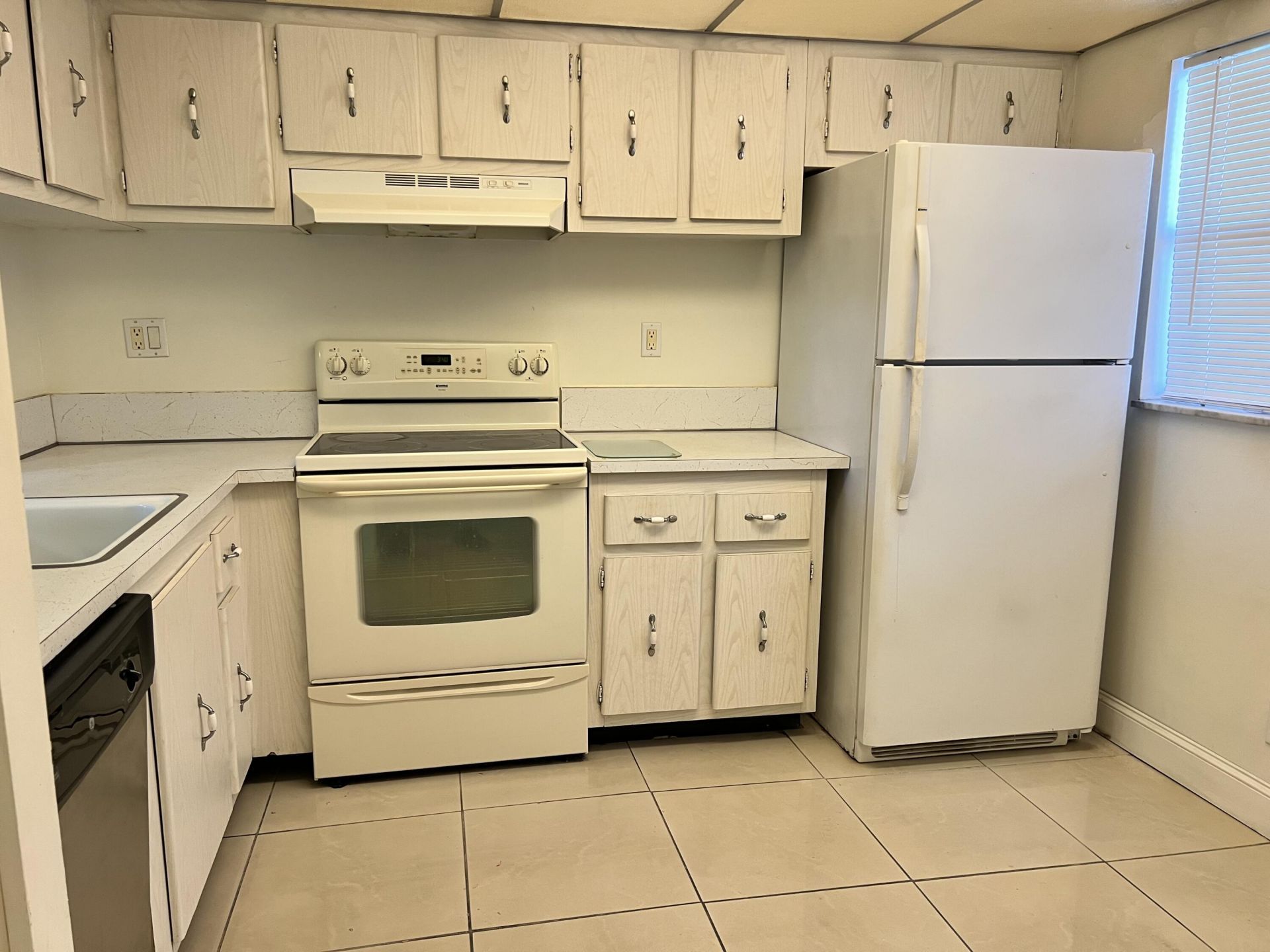 8810 W Mcnab Road, Unit 205, Tamarac, FL 33321 Photo