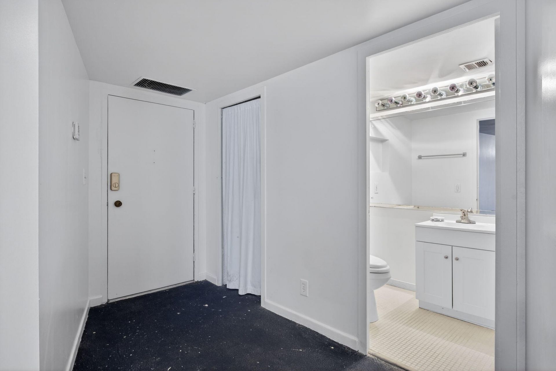 3000 Holiday Drive, Unit 1602, Fort Lauderdale, FL 33316 Photo