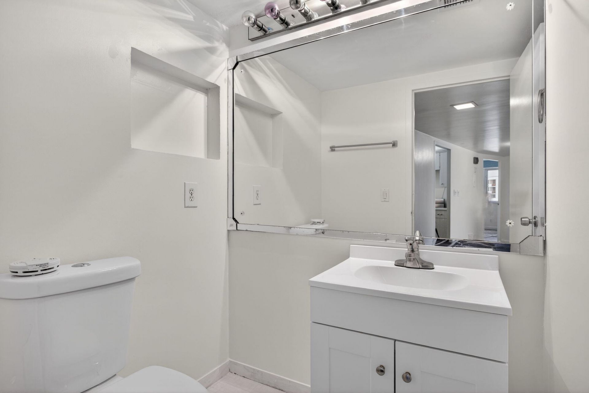 3000 Holiday Drive, Unit 1602, Fort Lauderdale, FL 33316 Photo