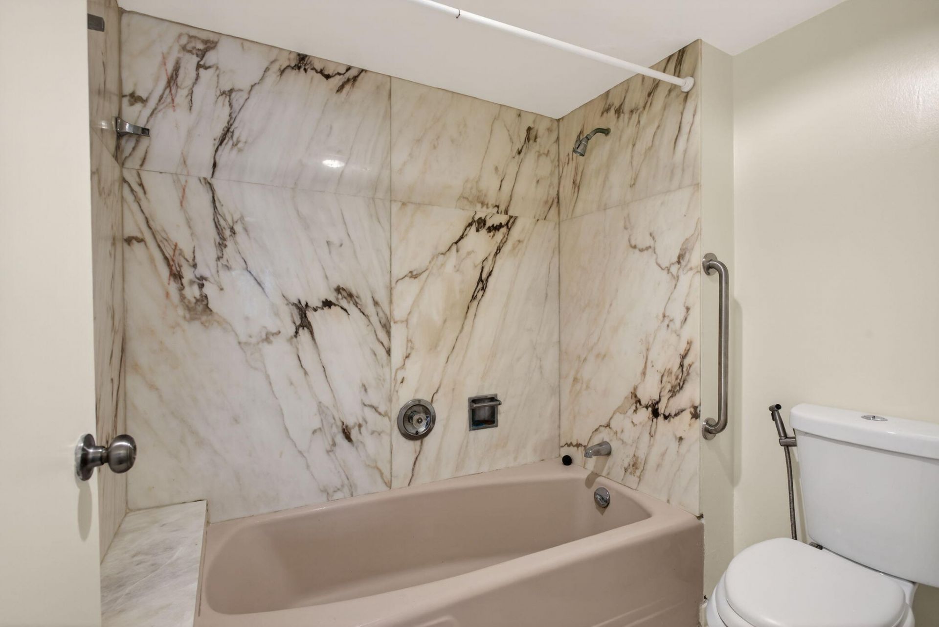 3000 Holiday Drive, Unit 1602, Fort Lauderdale, FL 33316 Photo