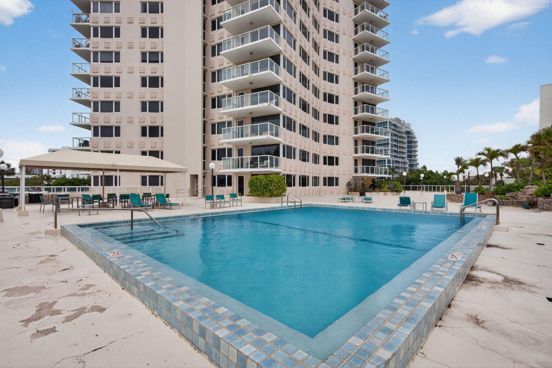 3000 Holiday Drive, Unit 1602, Fort Lauderdale, FL 33316 Photo