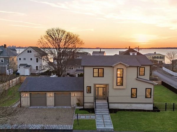 51 Fox Hill Rd, Nahant, MA 01908