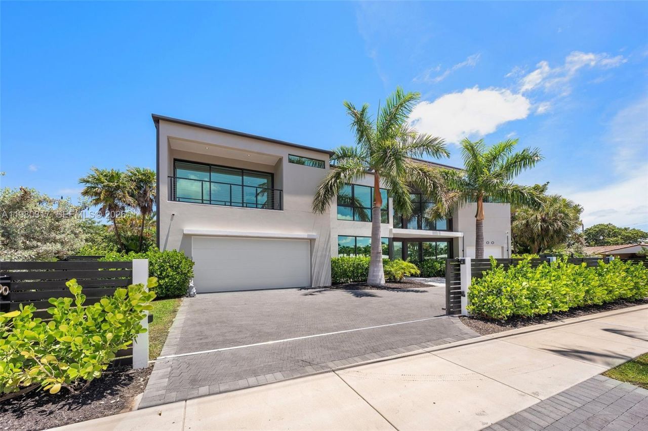 2500 Middle River Dr, Fort Lauderdale, FL 33305 Photo