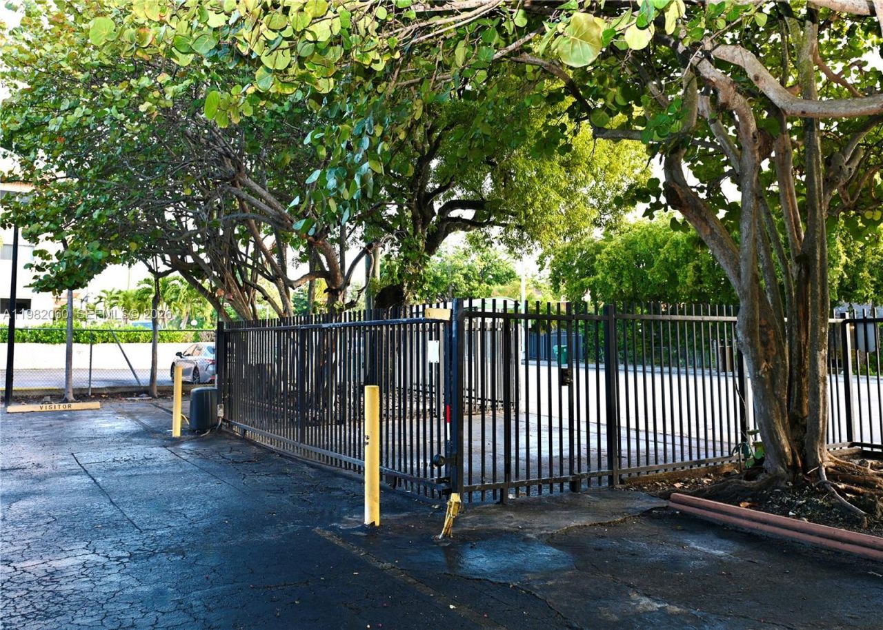 1910 SW 17th Ave , Unit 2, Miami, FL 33145 Photo