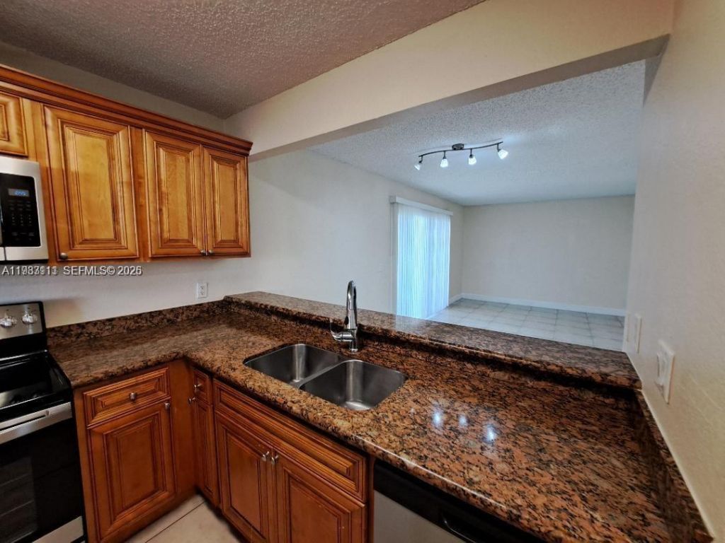 1400 Windorah Way , Unit H, West Palm Beach, FL 33411 Photo