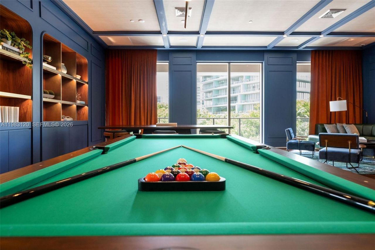 2678 Tigertail Ave, Unit 1705, Miami, FL 33133 Photo