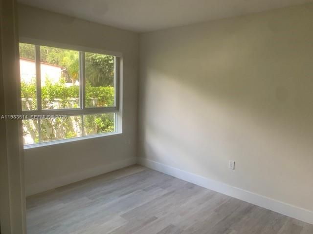 2555 NE 193rd St , Unit 2108, Miami, FL 33180 Photo