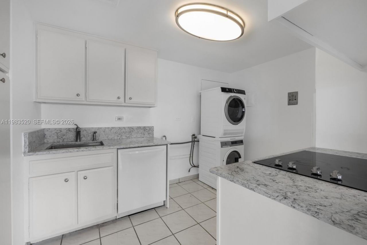 2451 Brickell Ave , Unit 12C, Miami, FL 33129 Photo