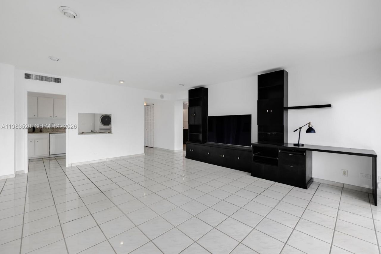 2451 Brickell Ave , Unit 12C, Miami, FL 33129 Photo