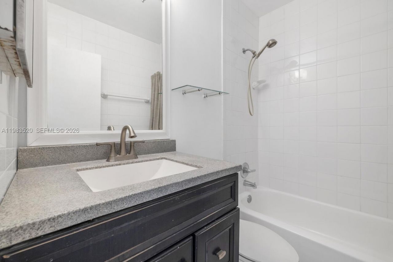 2451 Brickell Ave , Unit 12C, Miami, FL 33129 Photo