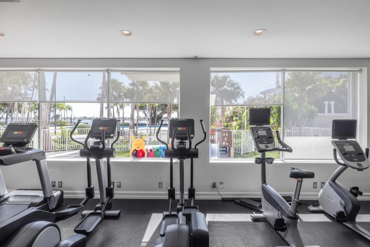 2451 Brickell Ave , Unit 12C, Miami, FL 33129 Photo