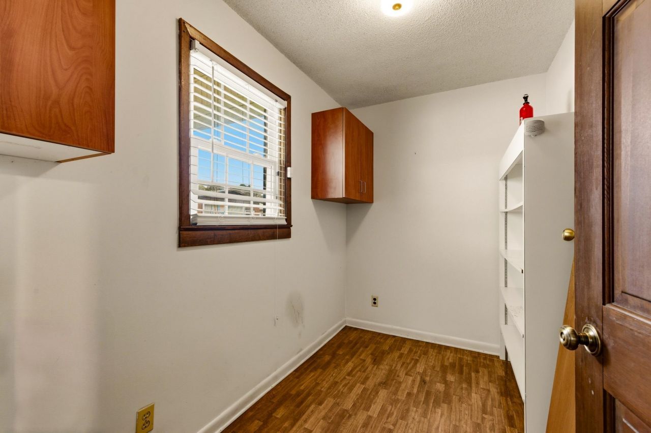 3955 Juniper Bay Rd. Photo 14