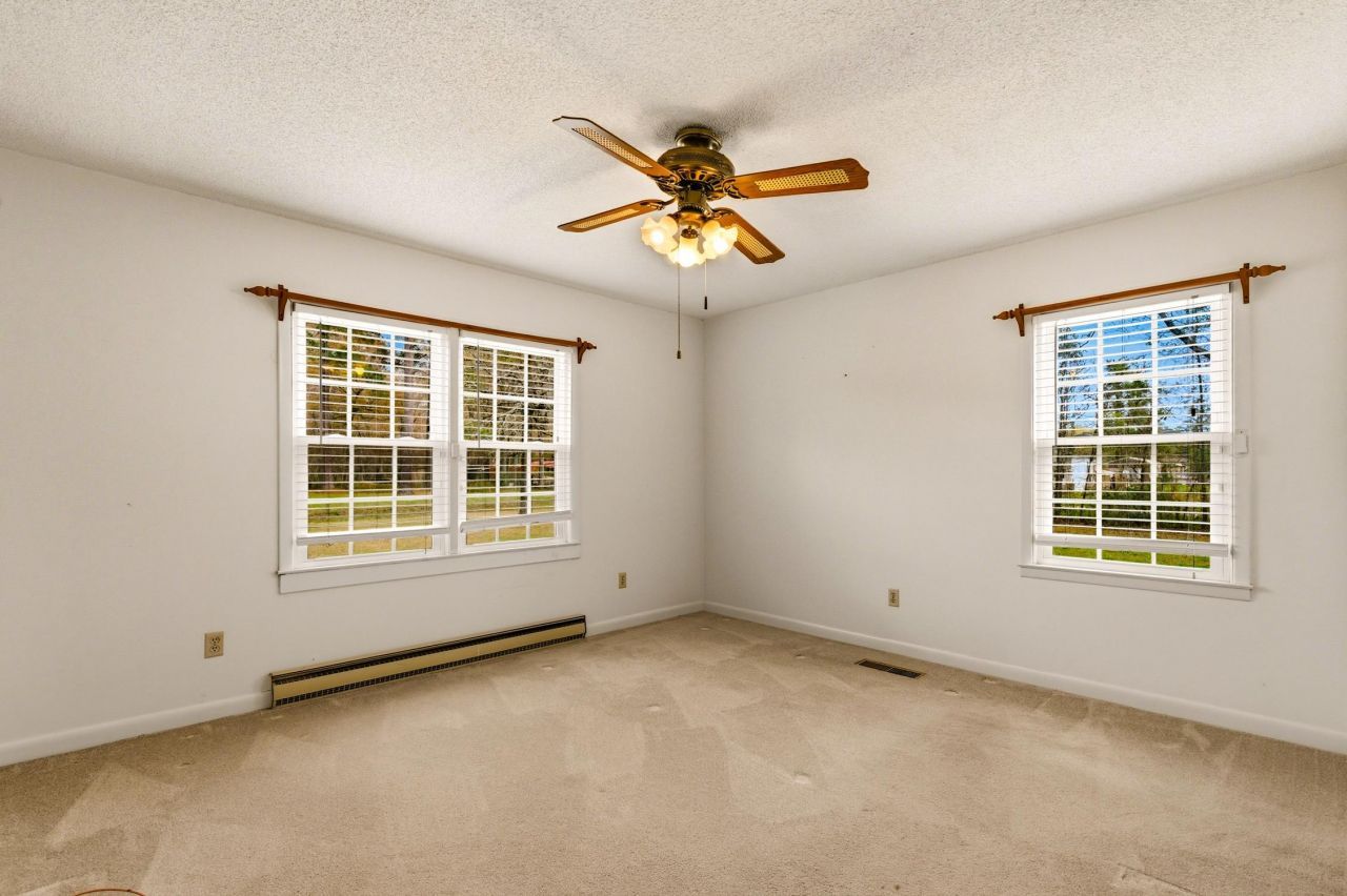 3955 Juniper Bay Rd. Photo 19