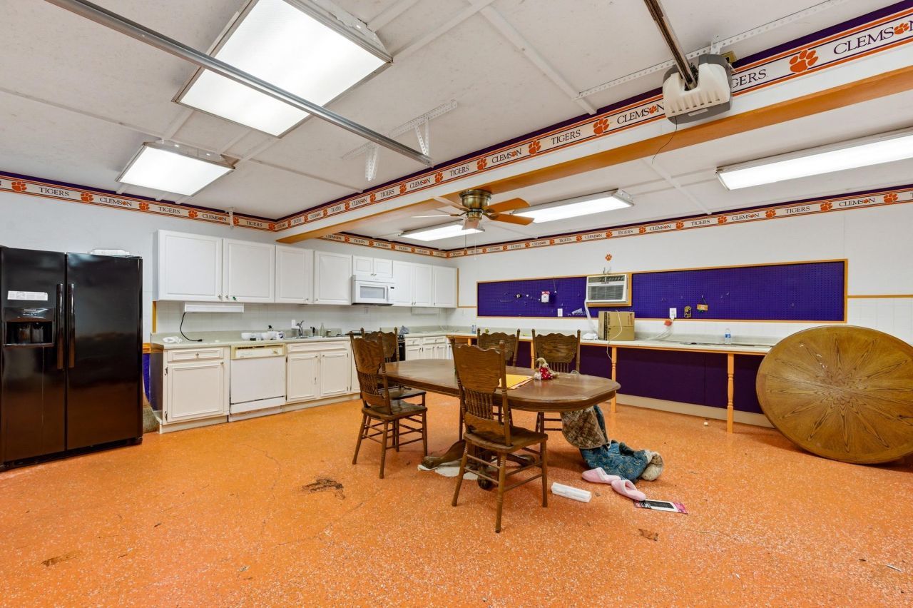 3955 Juniper Bay Rd. Photo 26