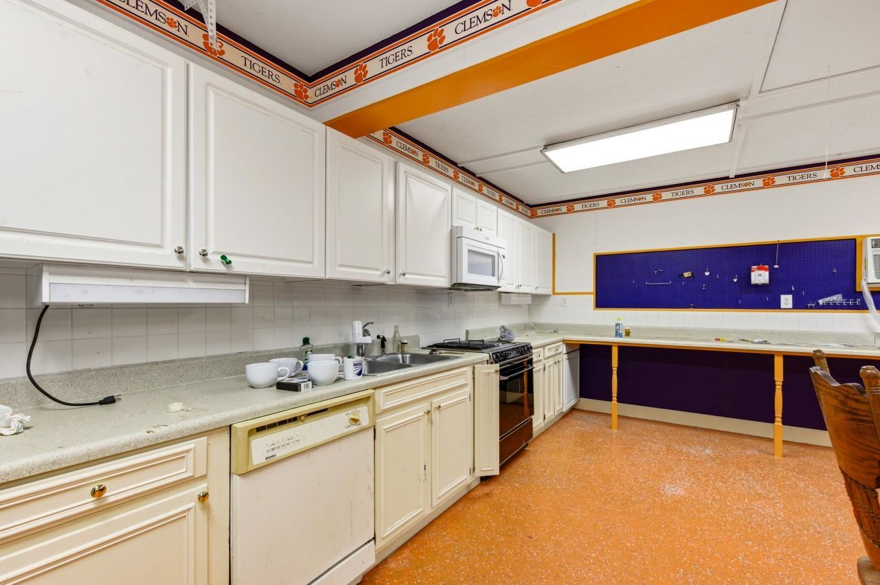 3955 Juniper Bay Rd. Photo 27