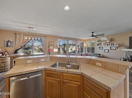 2375 Lincoln Meadows Drive, Reno, NV 89521 Photo