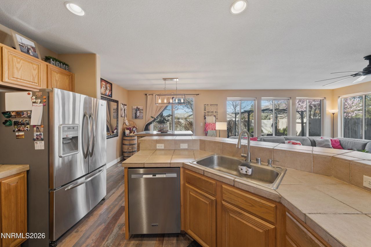 2375 Lincoln Meadows Drive, Reno, NV 89521 Photo