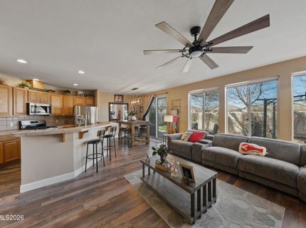 2375 Lincoln Meadows Drive, Reno, NV 89521 Photo