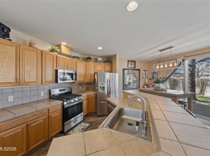 2375 Lincoln Meadows Drive, Reno, NV 89521 Photo