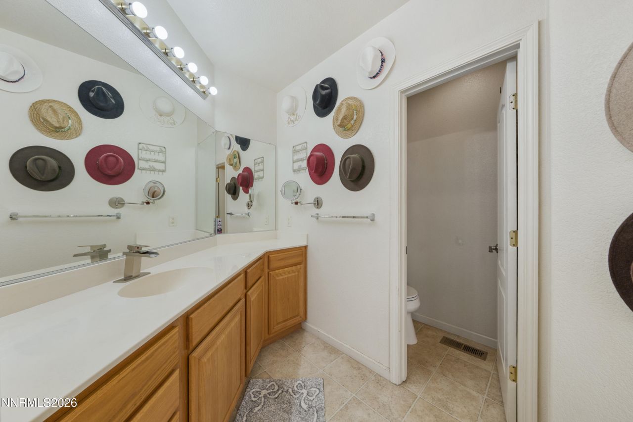 2375 Lincoln Meadows Drive, Reno, NV 89521 Photo