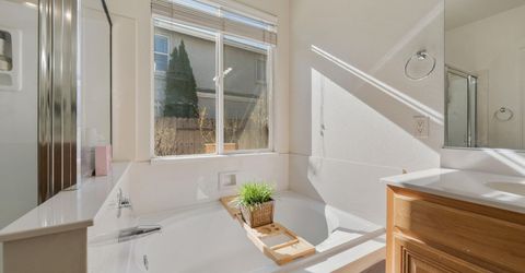 2375 Lincoln Meadows Drive, Reno, NV 89521 Photo