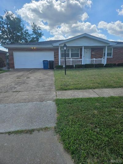 4618 Weber Road , Unincorporated, MO 63123 Main Photo