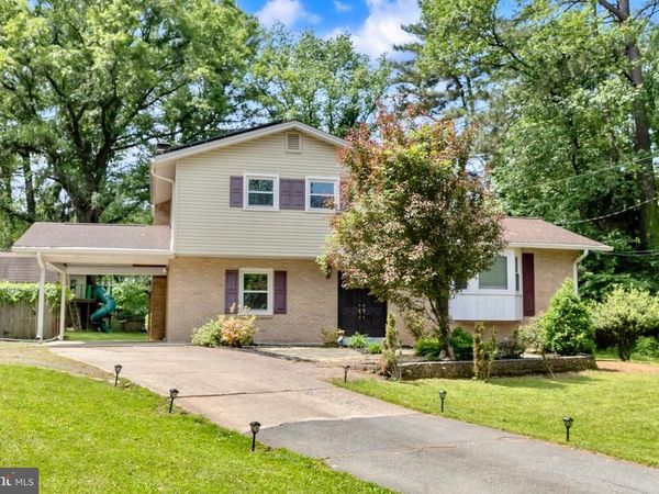 1 BETHAYRES COURT , DERWOOD, MD 20855