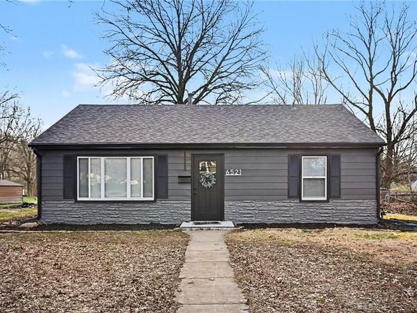 6521 N Campbell Street, Kansas City, MO 64118
