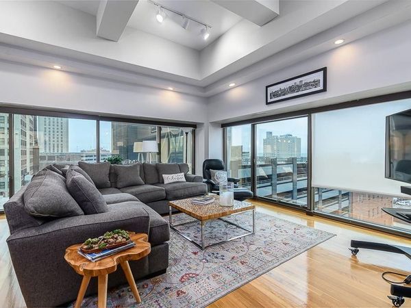 1101 WALNUT Street, Unit 1009, Kansas City, MO 64105