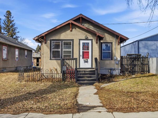 1311 3rd Avenue N, Fargo, ND 58102