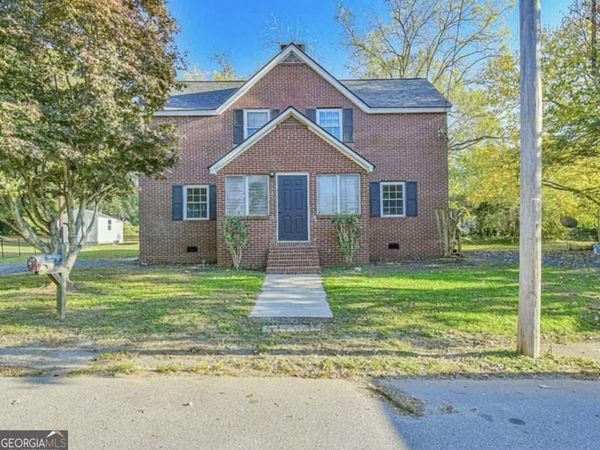 24 E Main Street, Gainesville, GA 30501