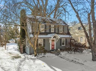 34915 Chestnut Street, Wayne, MI 48184